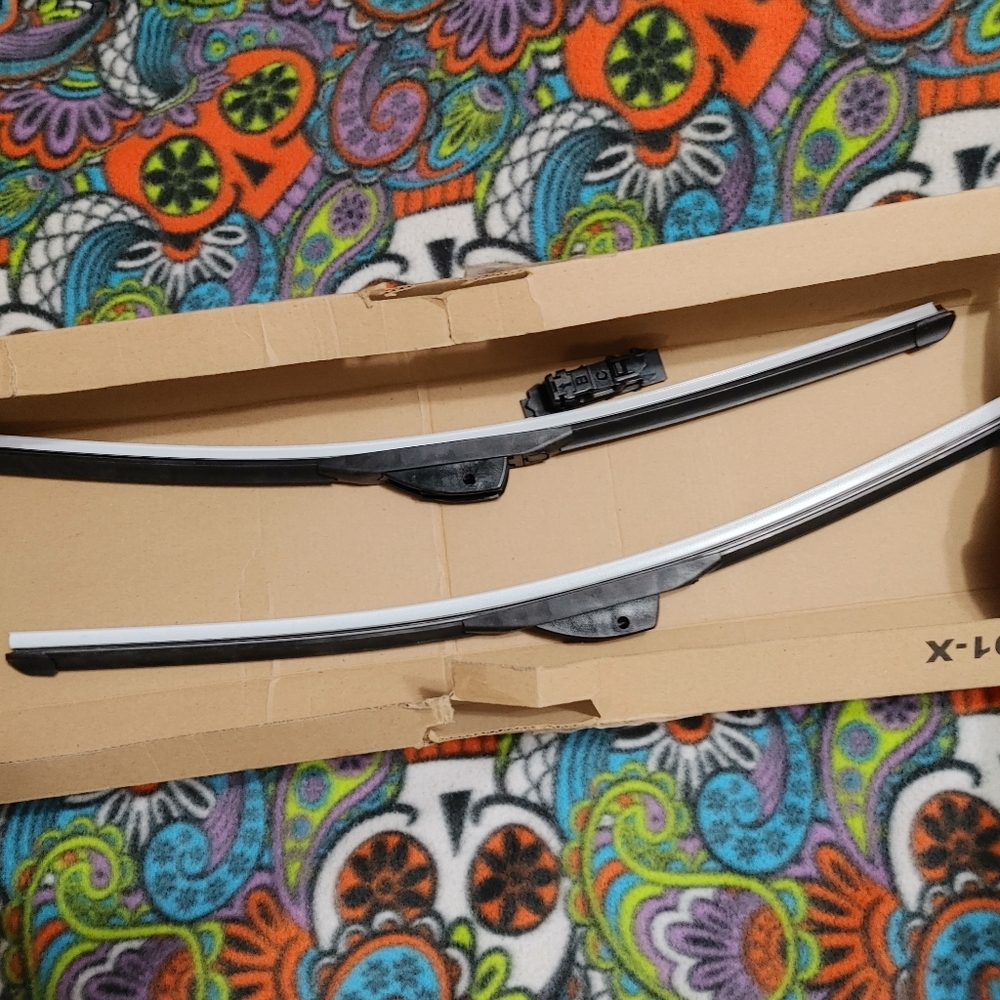 Trico A491-X Force Front Wiper Blade Adapter Included 24/22 - BLACK/WHITE Mexic